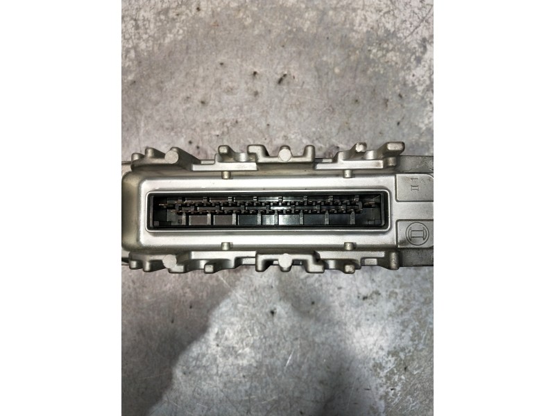 Recambio de centralita motor uce para volkswagen golf iii berlina (1h1) gl referencia OEM IAM 0261203184 8A0907311H 