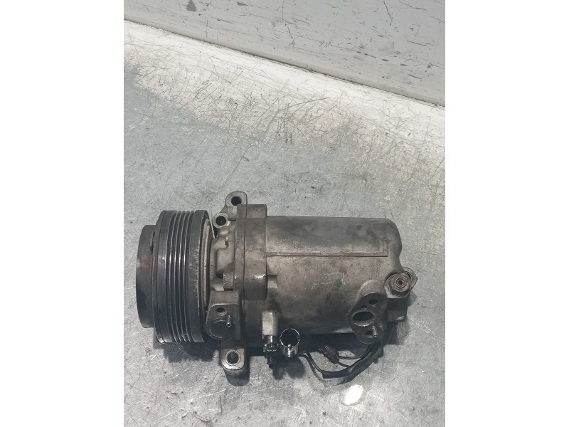 Recambio de compresor aire acondicionado para bmw serie 3 berlina (e46) 320d referencia OEM IAM 811107001  