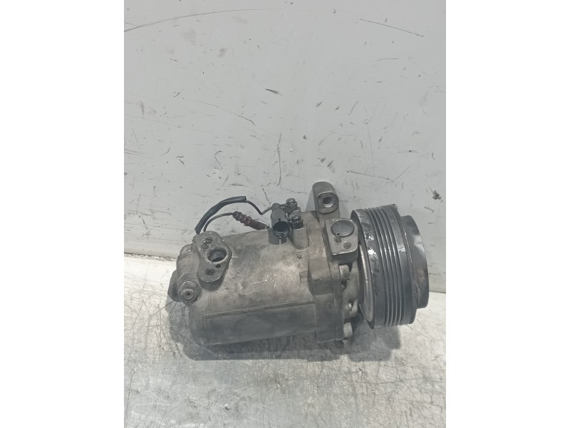 Recambio de compresor aire acondicionado para bmw serie 3 berlina (e46) 320d referencia OEM IAM 811107001  