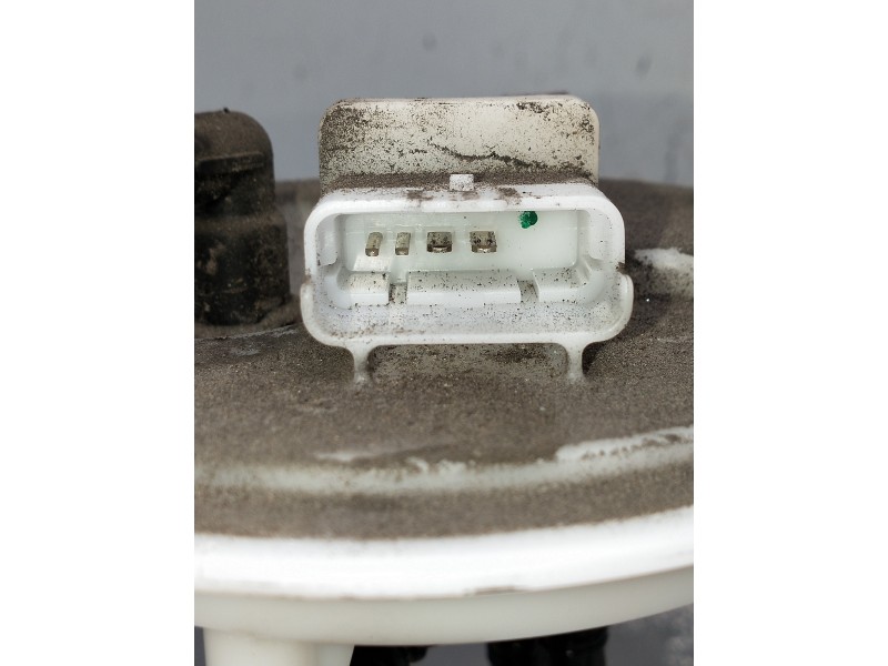 Recambio de bomba combustible para opel corsa d cmon referencia OEM IAM   