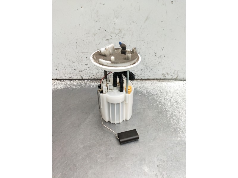 Recambio de bomba combustible para opel corsa d cmon referencia OEM IAM   