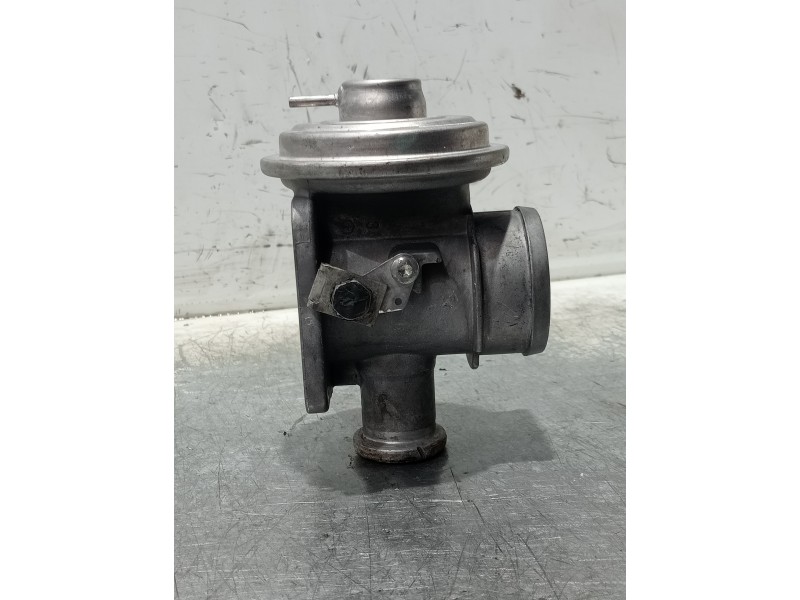 Recambio de valvula egr para bmw serie 3 berlina (e46) 320d referencia OEM IAM 7785452 01T030 