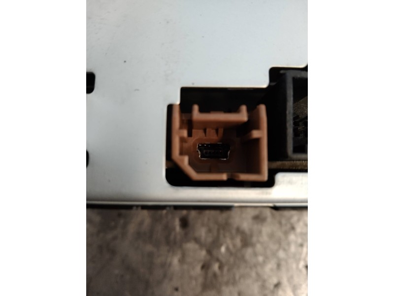 Recambio de sistema audio / radio cd para opel karl edition referencia OEM IAM 42486762 557799431 