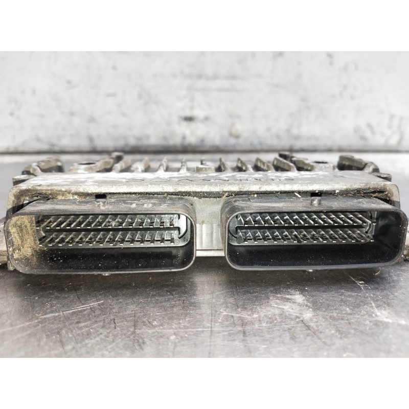 Recambio de centralita motor uce para renault scenic ii grand confort dynamique referencia OEM IAM 310361XK0B  