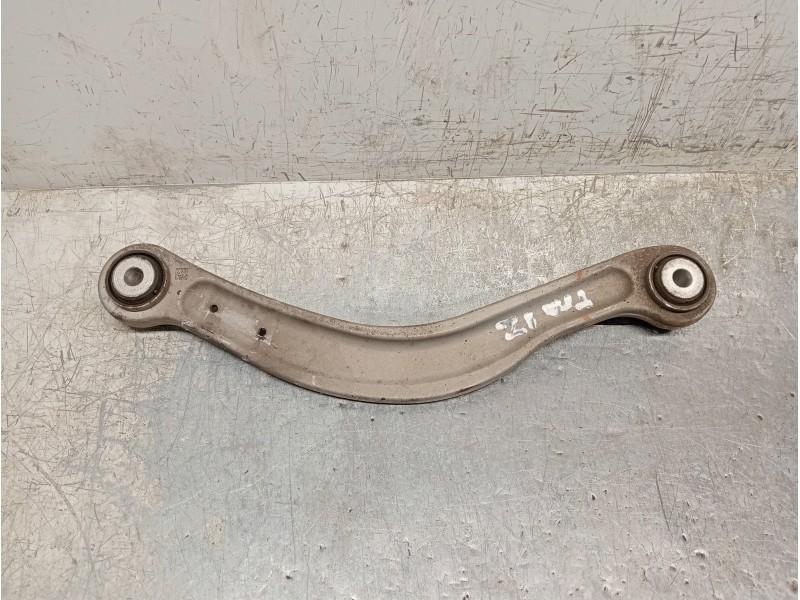 Recambio de brazo suspension superior trasero izquierdo para mercedes clase c (w205) lim. c 220 cdi bluetec (205.004) referencia
