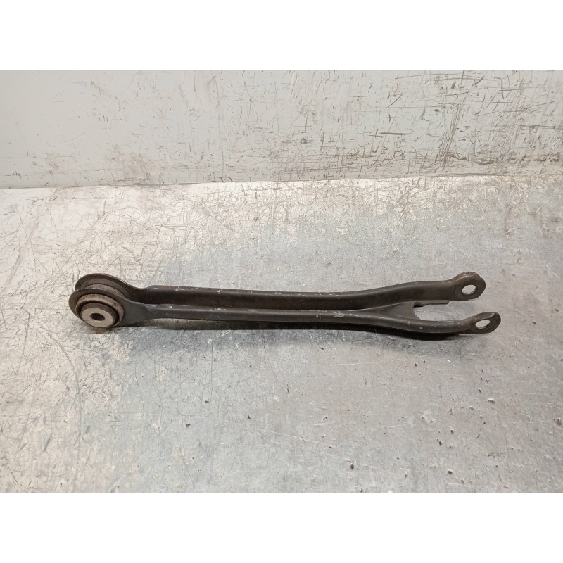 Recambio de brazo suspension inferior trasero izquierdo para mercedes clase c (w205) lim. c 220 cdi bluetec (205.004) referencia