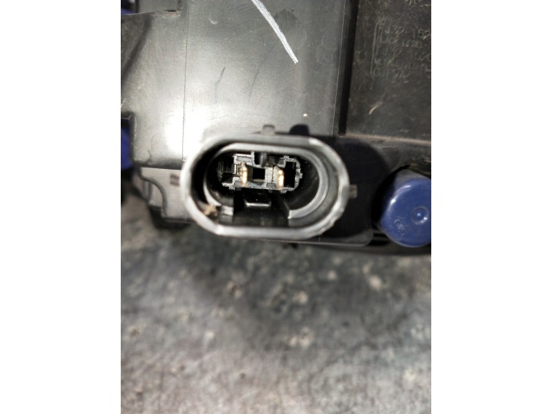 Recambio de faro antiniebla derecho para land rover discovery sport s referencia OEM IAM FJ3216200AB  