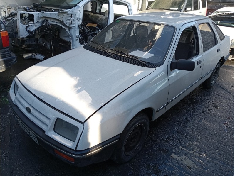 ford sierra berlina del año 1984