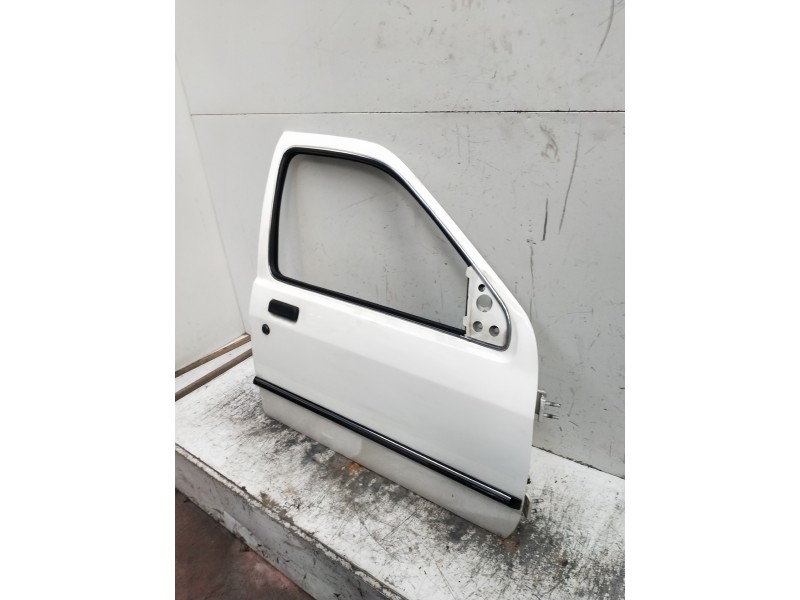 Recambio de puerta delantera derecha para ford sierra berlina 1.6 referencia OEM IAM   5P
