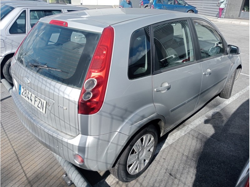 ford fiesta (cbk) del año 2008