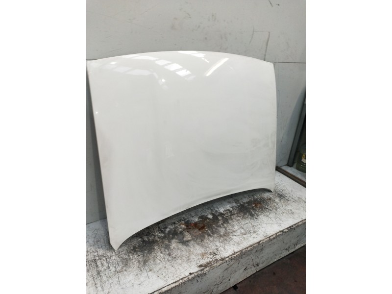 Recambio de capot para ford sierra berlina 1.6 referencia OEM IAM   