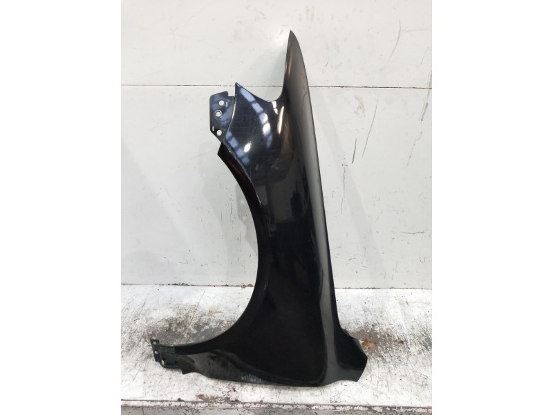 Recambio de aleta delantera izquierda para volkswagen touareg (7la) tdi v6 referencia OEM IAM   