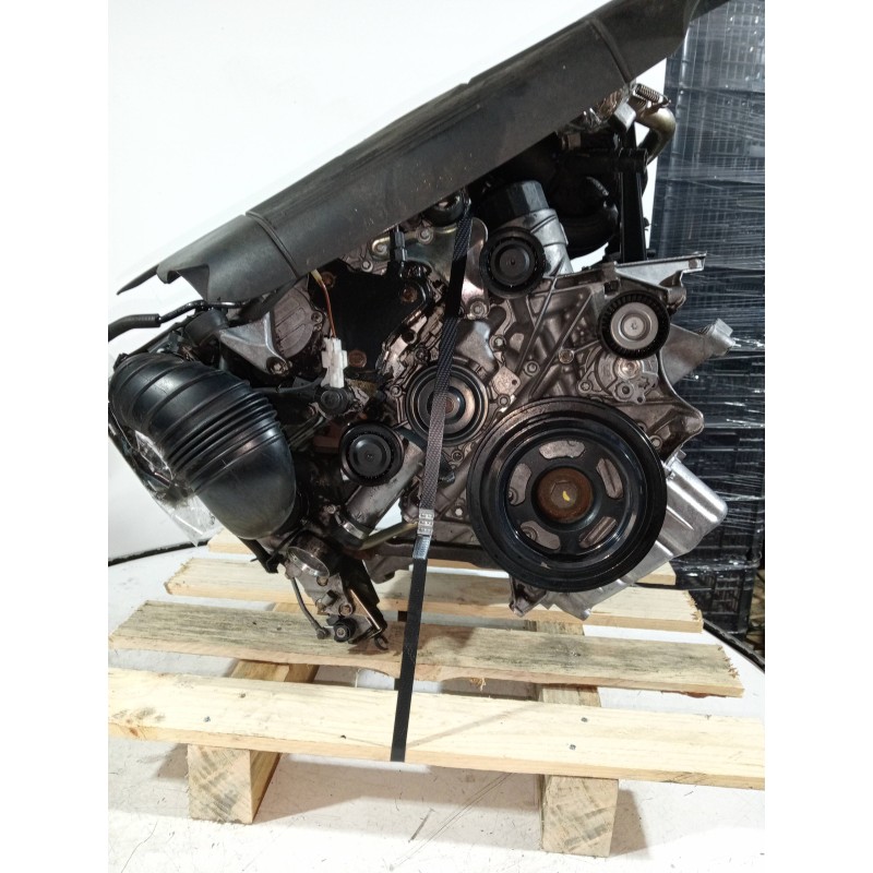 Recambio de motor completo para mercedes clase c (w203) berlina 220 cdi (la) (203.008) referencia OEM IAM 646963 30214803 BOSCH