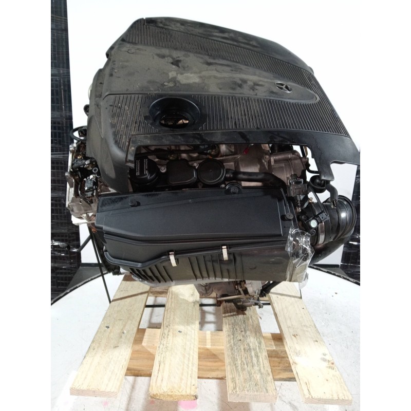 Recambio de motor completo para mercedes clase c (w203) berlina 220 cdi (la) (203.008) referencia OEM IAM 646963 30214803 BOSCH