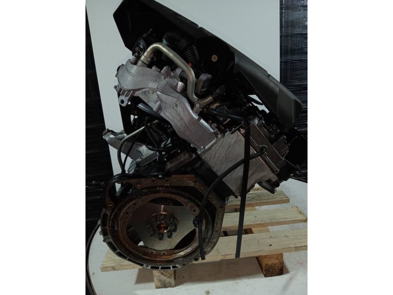 Recambio de motor completo para mercedes clase c (w203) berlina 220 cdi (la) (203.008) referencia OEM IAM 646963 30214803 BOSCH