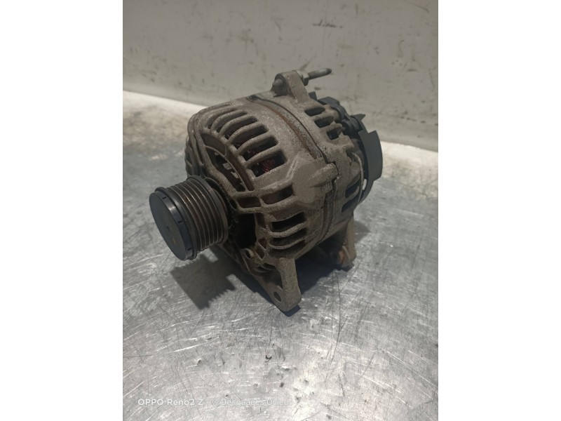 Recambio de alternador para renault clio iii confort dynamique referencia OEM IAM  0124425037 
