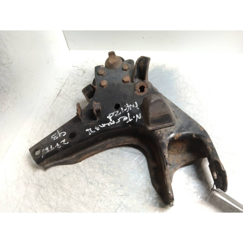 Recambio de brazo suspension inferior delantero izquierdo para nissan terrano/terrano.ii (r20) s (3-ptas.) referencia OEM IAM   