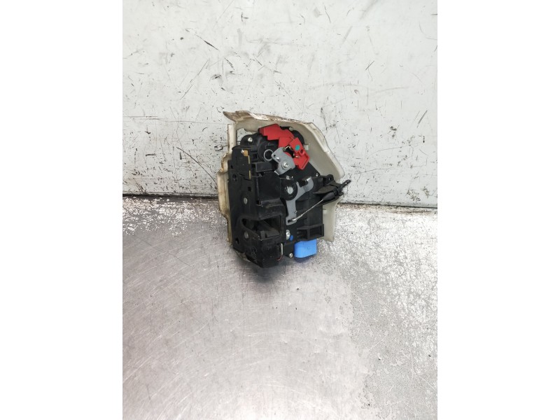 Recambio de motor cierre centralizado delantero izquierdo para volkswagen jetta (1k2) advance referencia OEM IAM   