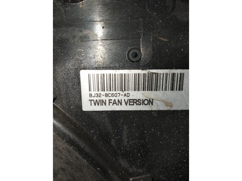 Recambio de electroventilador para land rover discovery sport s referencia OEM IAM BJ328C607AD  