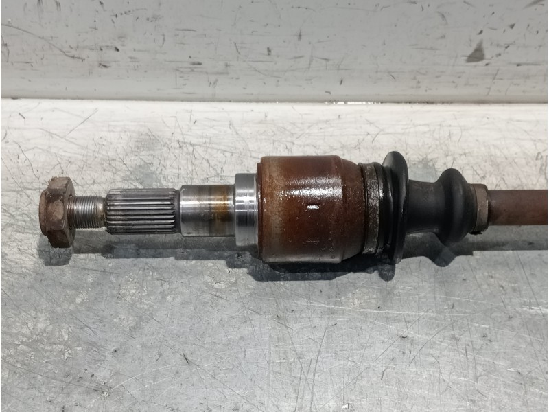 Recambio de transmision trasera izquierda para ford sierra berlina 1.6 referencia OEM IAM   