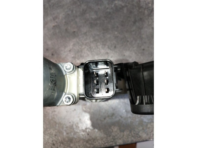 Recambio de elevalunas delantero derecho para land rover discovery sport s referencia OEM IAM FK7223200AB  5P