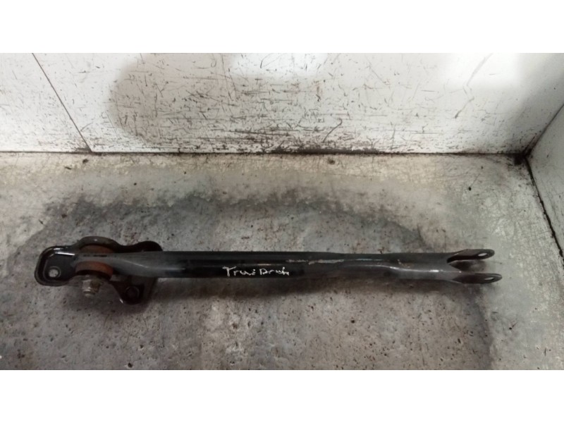 Recambio de brazo suspension superior trasero derecho para land rover freelander (ln) 2.0 td4 cat referencia OEM IAM   
