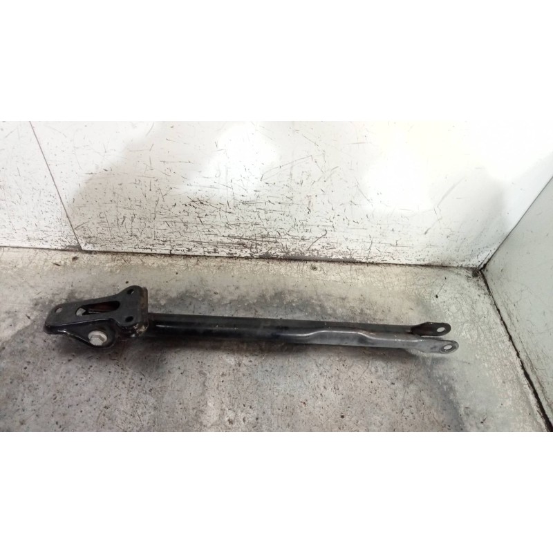 Recambio de brazo suspension superior trasero derecho para land rover freelander (ln) 2.0 td4 cat referencia OEM IAM   