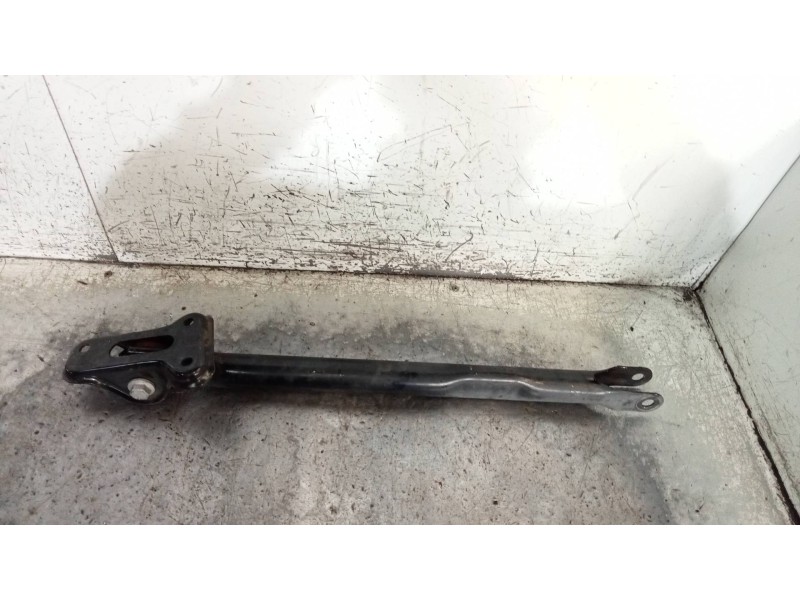 Recambio de brazo suspension superior trasero derecho para land rover freelander (ln) 2.0 td4 cat referencia OEM IAM   