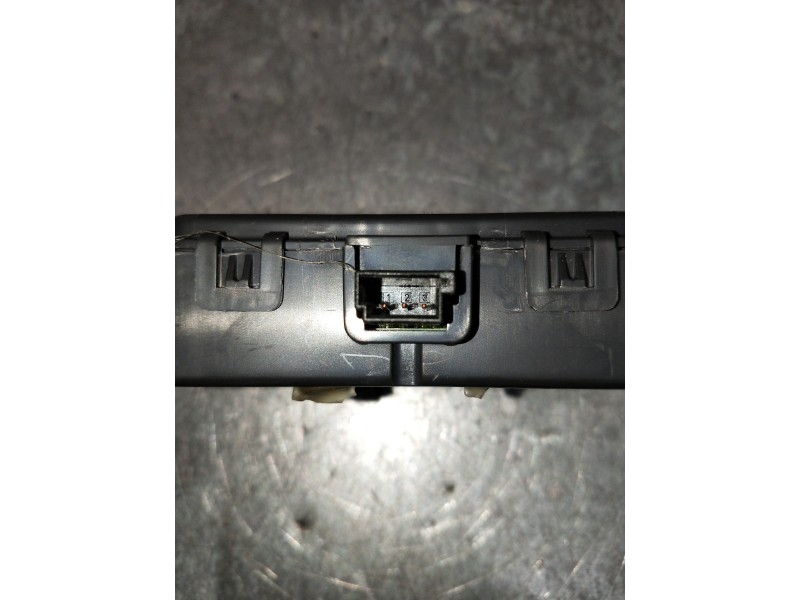 Recambio de modulo electronico para land rover discovery sport s referencia OEM IAM AH4215K602BC 5E0760177 