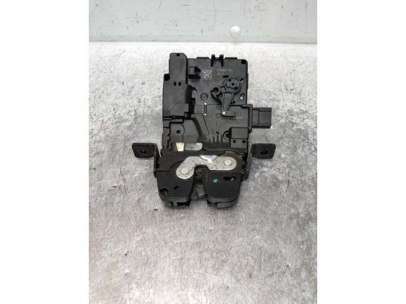 Recambio de motor cierre centralizado porton para land rover discovery sport s referencia OEM IAM FK72A442A66AA  5P