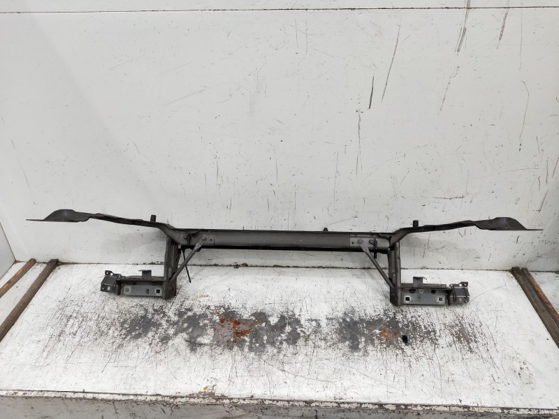 Recambio de panel frontal para land rover discovery sport s referencia OEM IAM   