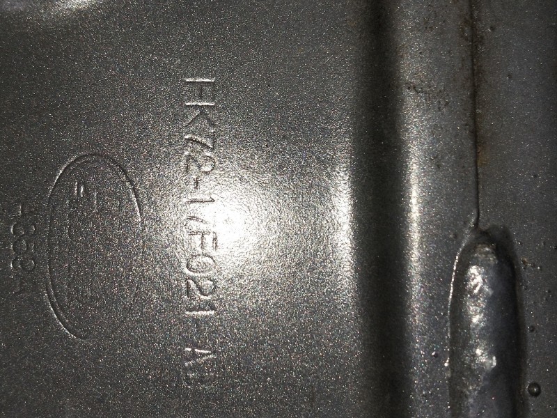 Recambio de refuerzo paragolpes delantero para land rover discovery sport s referencia OEM IAM FK7217F021AB  