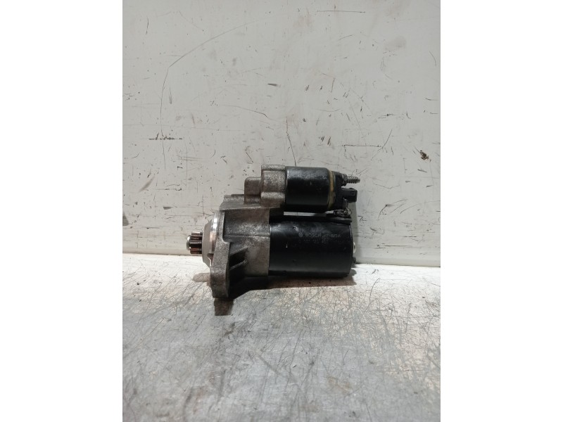 Recambio de motor arranque para volkswagen golf iv berlina (1j1) highline referencia OEM IAM 020911023 0001120402 