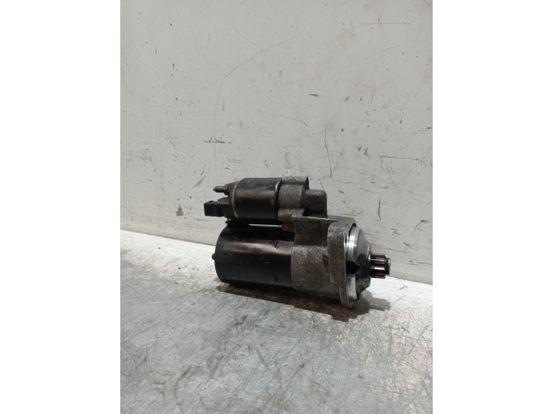 Recambio de motor arranque para volkswagen golf iv berlina (1j1) highline referencia OEM IAM 020911023 0001120402 