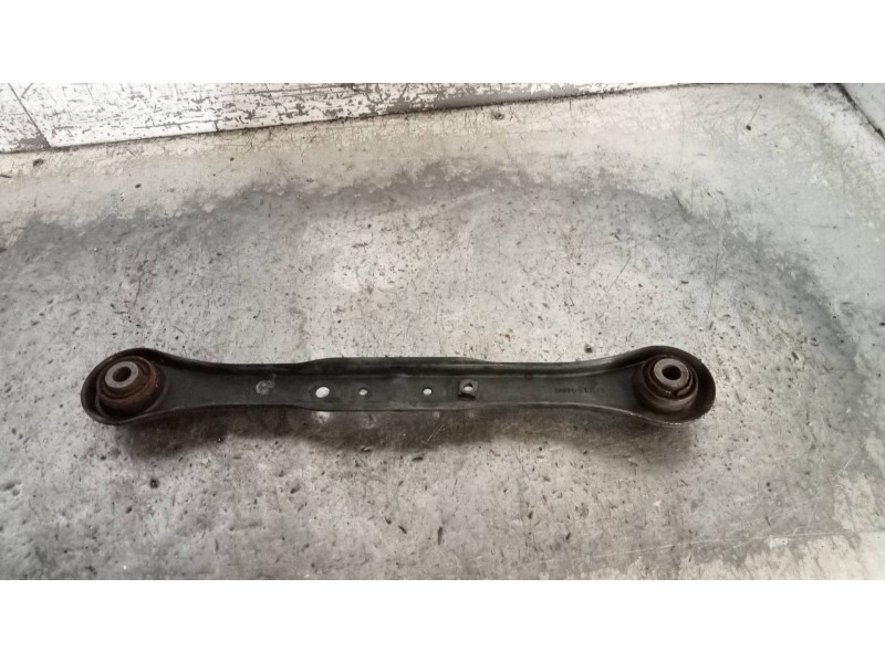 Recambio de brazo suspension superior trasero derecho para land rover freelander (ln) 2.0 td4 cat referencia OEM IAM   