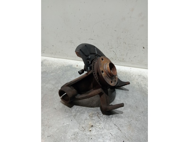 Recambio de mangueta delantera izquierda para volkswagen golf iv berlina (1j1) highline referencia OEM IAM 1J0255N  