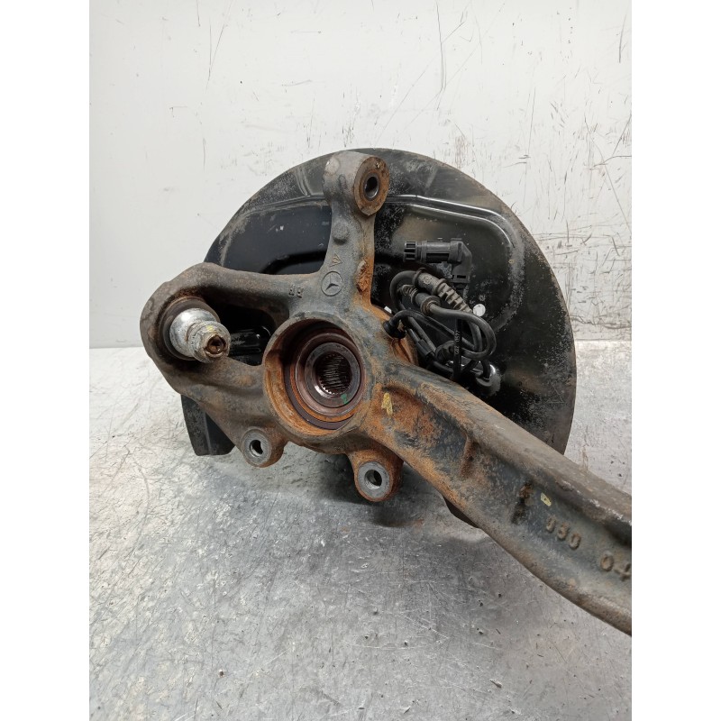 Recambio de mangueta delantera derecha para mercedes clase gl (x164) 420 cdi 4-matic (164.828) referencia OEM IAM   