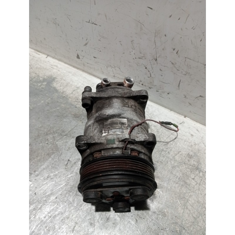 Recambio de compresor aire acondicionado para mercedes sprinter (w901,w904) caja cerr. 2.9 turbodiesel referencia OEM IAM Z00063