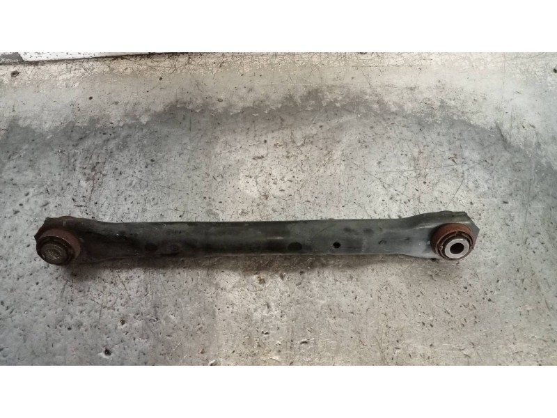 Recambio de brazo suspension superior trasero izquierdo para land rover freelander (ln) 2.0 td4 cat referencia OEM IAM   