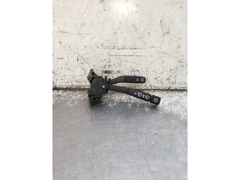 Recambio de mando limpia para ford sierra berlina 1.6 referencia OEM IAM   