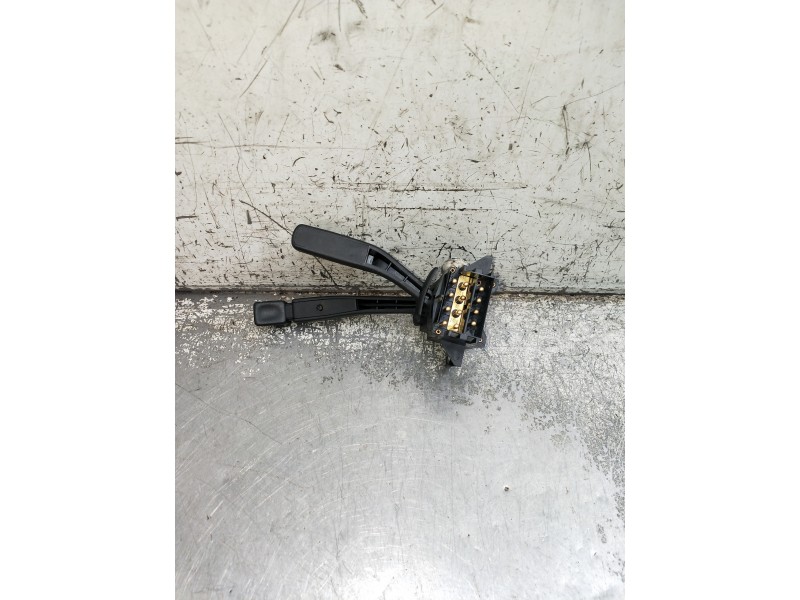 Recambio de mando limpia para ford sierra berlina 1.6 referencia OEM IAM   