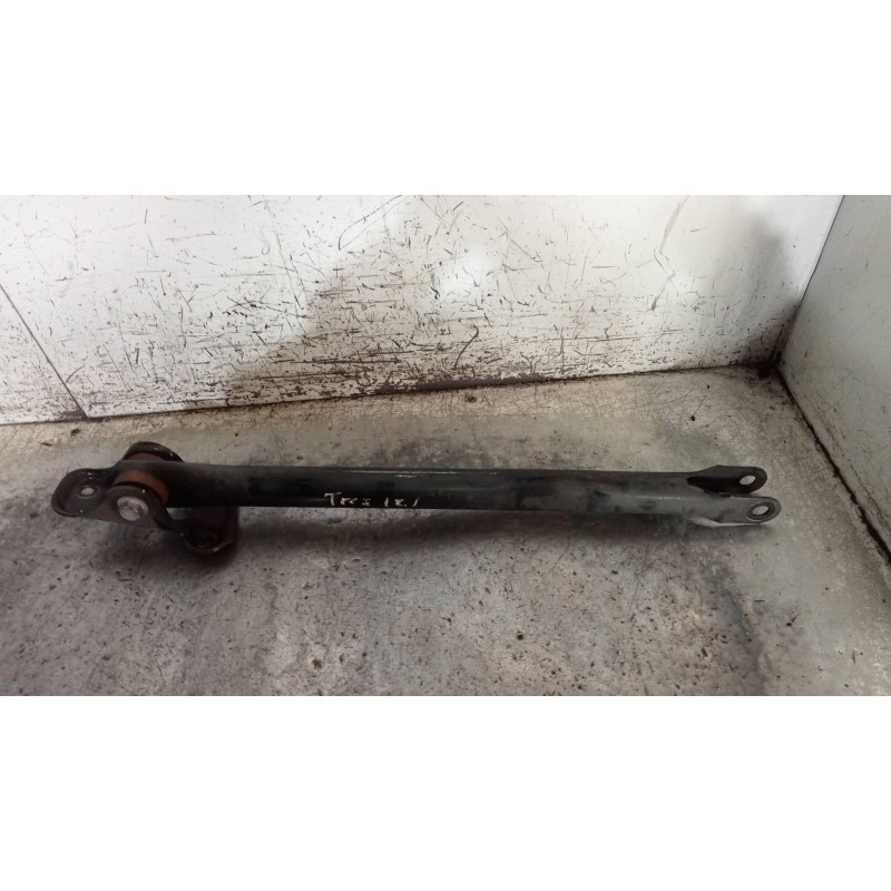 Recambio de brazo suspension superior trasero izquierdo para land rover freelander (ln) 2.0 td4 cat referencia OEM IAM   