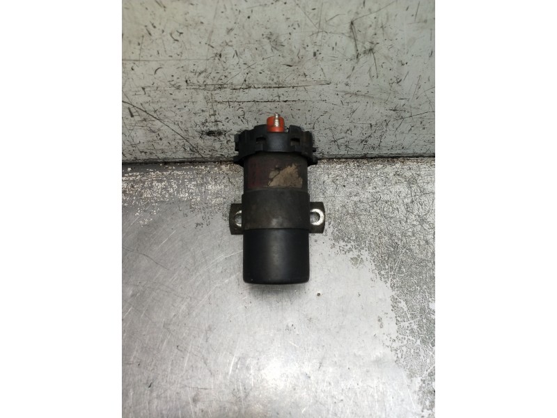 Recambio de bobina encendido para ford sierra berlina 1.6 referencia OEM IAM 1220522012  