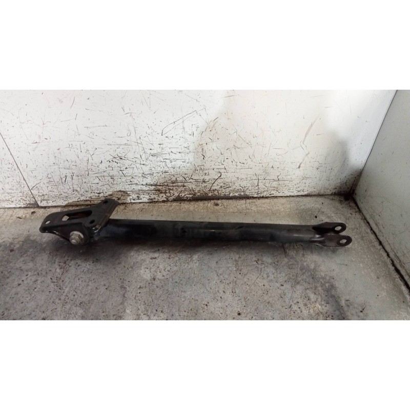 Recambio de brazo suspension superior trasero izquierdo para land rover freelander (ln) 2.0 td4 cat referencia OEM IAM   