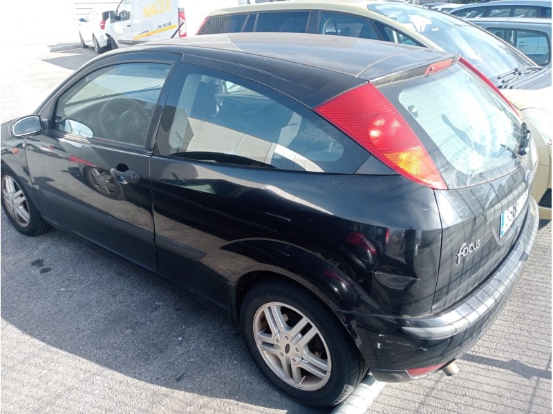 ford focus berlina (cak) del año 2003