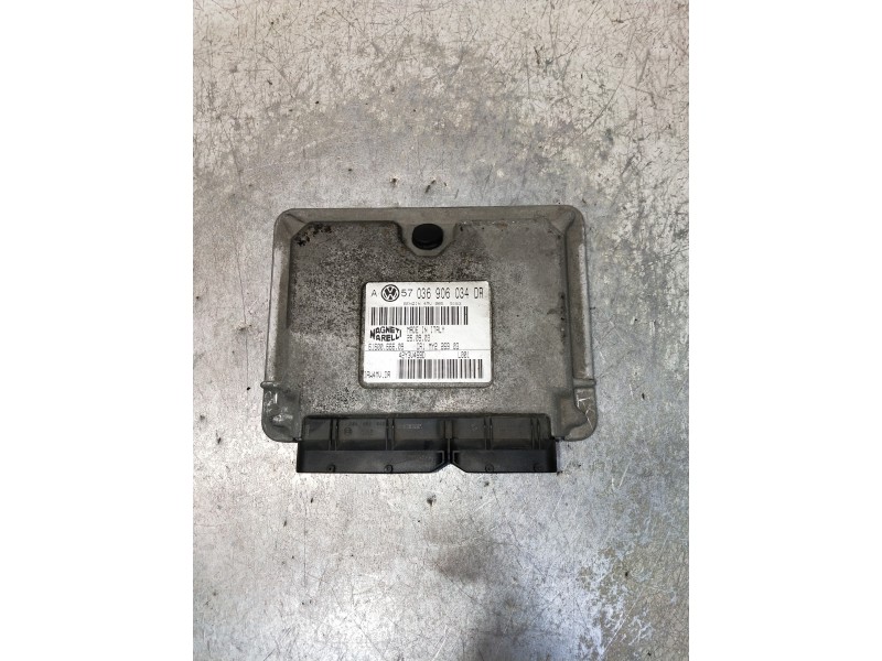 Recambio de centralita motor uce para volkswagen golf iv berlina (1j1) highline referencia OEM IAM 57036906034DR 6160066609 