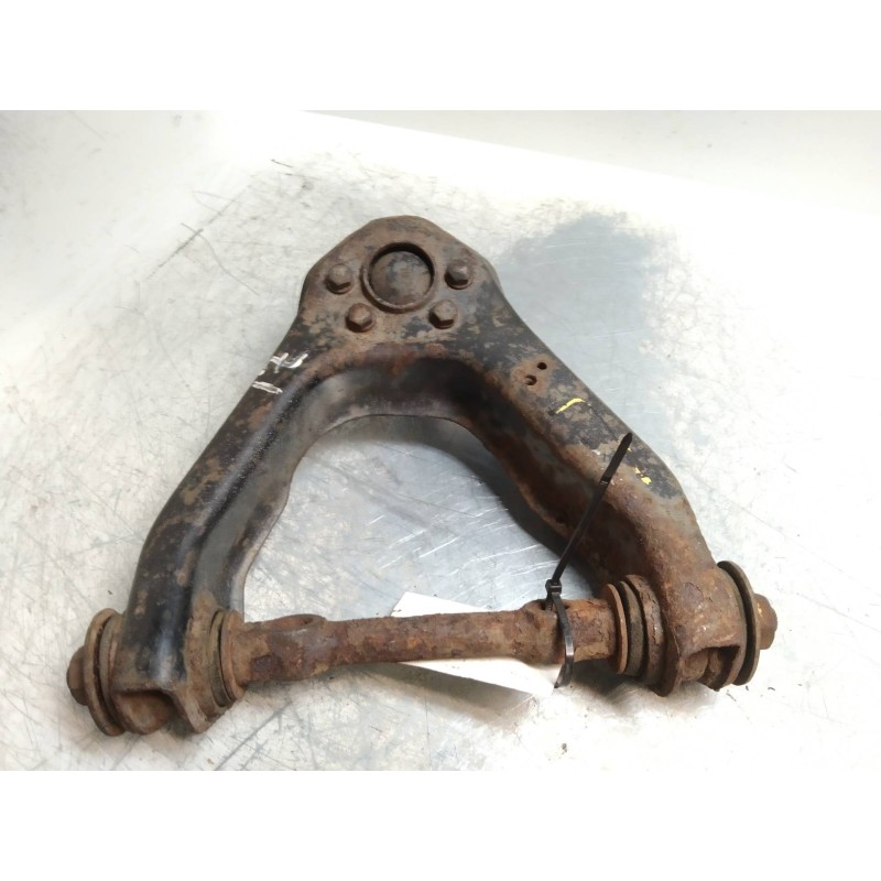 Recambio de brazo suspension superior delantero izquierdo para nissan terrano/terrano.ii (r20) 2.7 turbodiesel referencia OEM IA Recambio de brazo suspension superior delantero izquierdo para nissan terrano/terrano.ii (r20) 2.7 turbodiesel referencia OEM IA