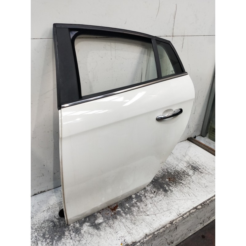 Recambio de puerta trasera izquierda para fiat bravo (198) 1.6 16v active multijet (77kw) referencia OEM IAM  5P 