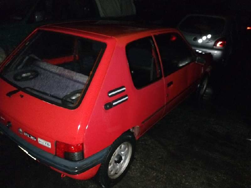 peugeot 205 berlina del año 1994
