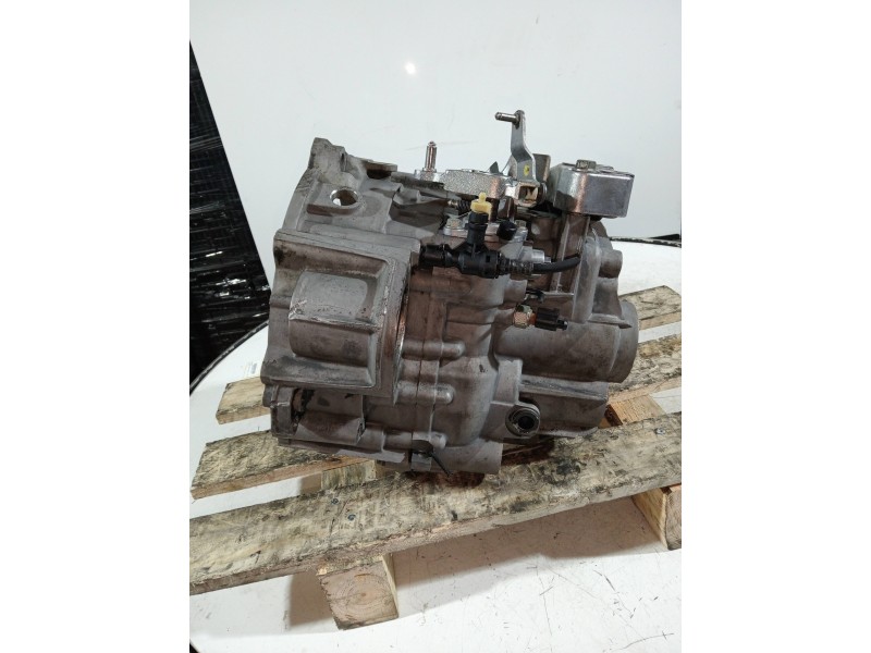 Recambio de caja cambios para volkswagen touran (1t1) highline referencia OEM IAM GNE 27023 141017039 6V